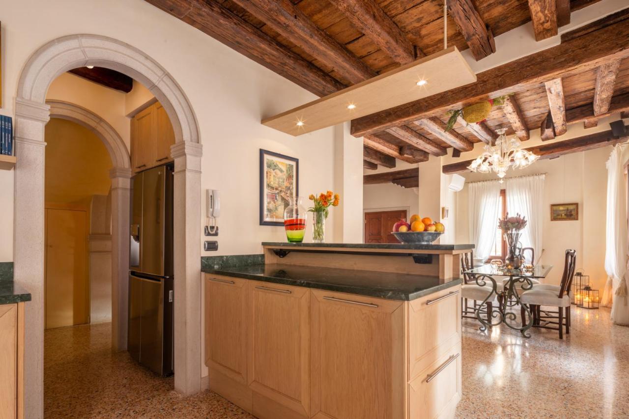 شقة Garden Mansion With Private Mooring R&R البندقية المظهر الخارجي الصورة